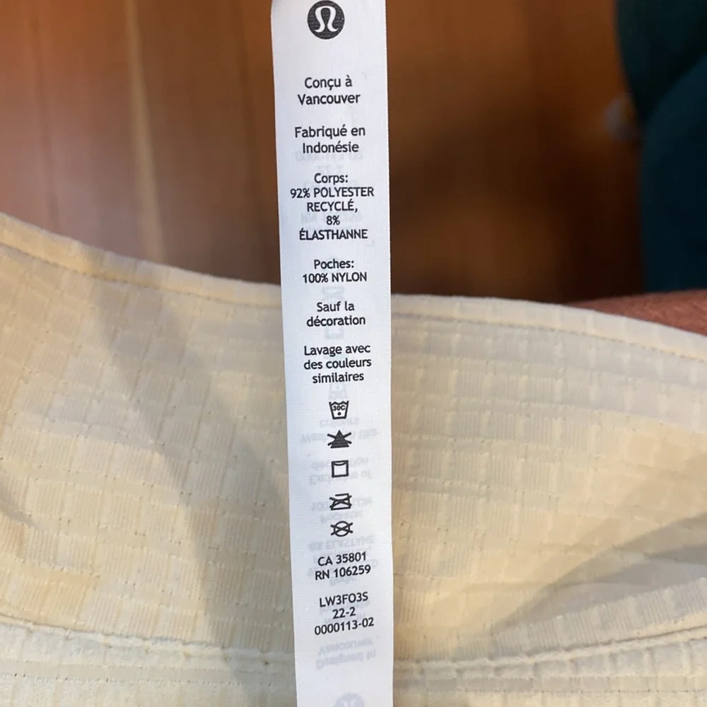 EDIT Lululemon Grid Fleece Hiking Overshirt - Size 6 - NWT - Picture 11 of 11